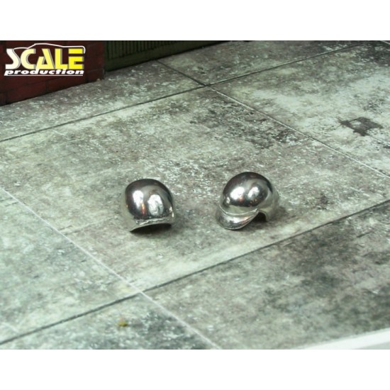 1/24 Vintage Motorcycle Helmets (2pcs, polished metal)