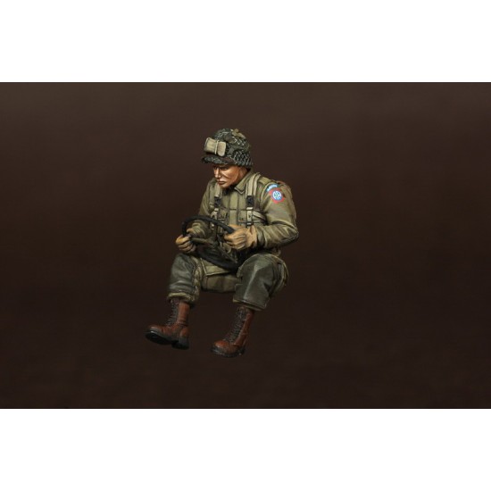 1/35 US Army Airborne Driver for Jeep, Normandy 1944