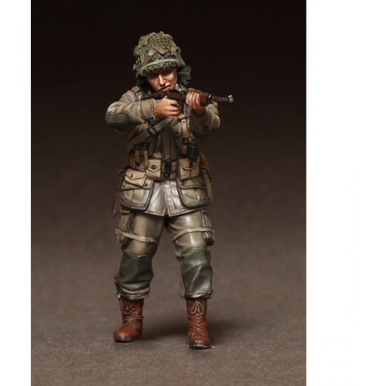 1/35 WWII Radio Operator 82St Airborne In Battle