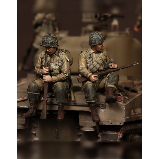 1/35 US Army Airbornes for Sherman (2 figures) Vol.3