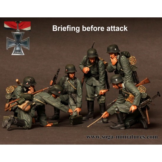 1/35 Briefing Before Attack (6 figures)