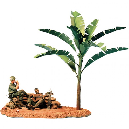 1/35 US Marines at Rest (figures w/base)