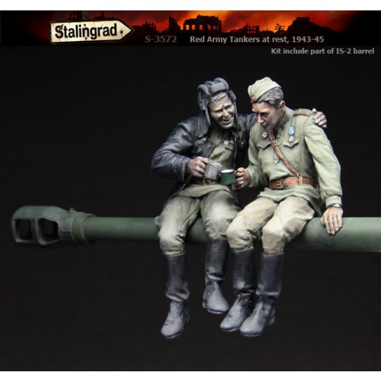 1/35 Red Army Tankers at Rest 1943-1945 (2 figures)