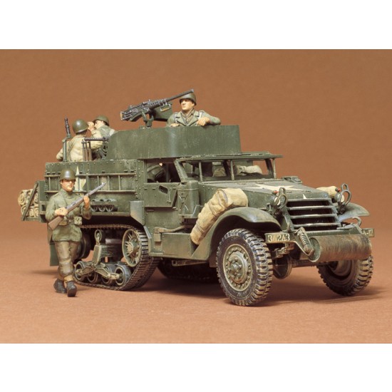 1/35 US Armoured Personnel Carrier M3A2 Half Track