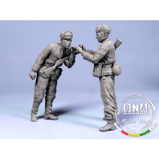 1/35 Red Army Scouts #2 Summer 1943-1945 (2 Resin Figures)