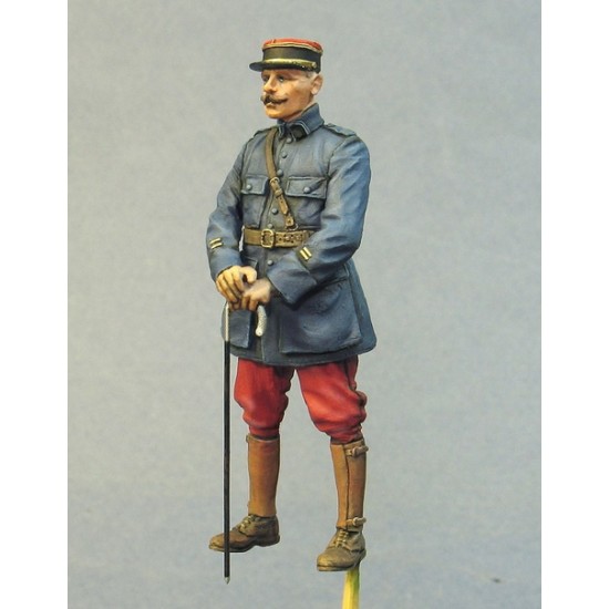 WWI 1/35 Scale resin model kit French Officer 