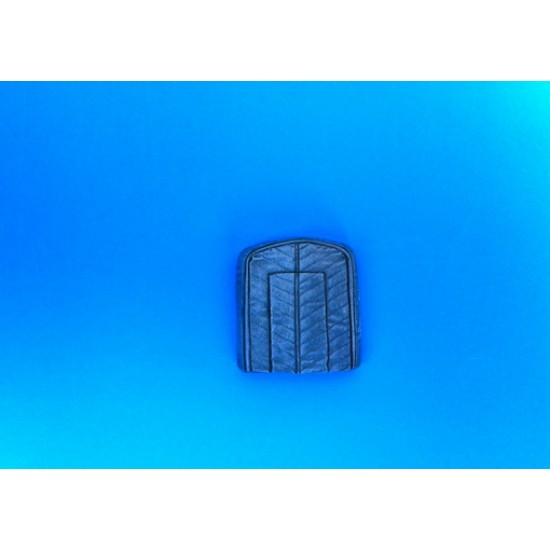 1/35 Mercedes 1500 A / S Winter Radiator Cover (Closed)