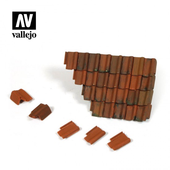1/35 Damaged European Roof Section (1pc) and Tiles (12pcs)