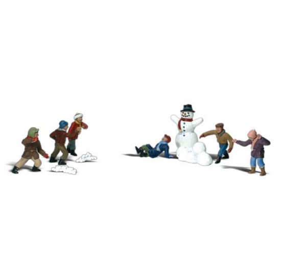 HO Scale Snowball Fight (kids, small & large snowballs, snowman)