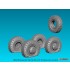 1/35 GAZ-233014 STS Tiger Flat Tyres Wheel set for Meng/Xact/Zvezda kits 1/35 GAZ-233014 STS Tiger Flat Tyres Wheel set for Meng/Xact/Zvezda kits