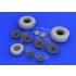1/32 Lockheed B-25H/J Mitchell Wheels for HK Models kit 1/32 Lockheed B-25H/J Mitchell Wheels for HK Models kit