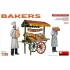 1/35 Bakers: 2 Figures, Wooden Crates w/Bakery Products 1/35 Bakers: 2 Figures, Wooden Crates w/Bakery Products