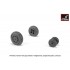 1/48 Fairey "Gannet" Early Type Wheels w/Weighted Straight Pattern Tyres