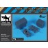 1/200 Airport Tow Truck and Containers
