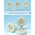 1/35 WWII German Sdkfz.251 Half-track Front Wheel set - Sagged w/Paint Masks