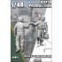 1/48 US Navy Pilot & Aircraft Carrier Deck Crew Check Before Flight (2 figures)