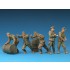 1/35 German Soldiers w/Fuel Drums [Special Edition] (6 figures)