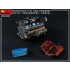 1/35 Maybach HL 120 Engine for Panzer III/IV Family w/Repair Crew