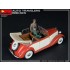 1/35 Auto Travellers 1930-40s (4 figures w/luggage)
