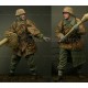 1/16 Tank Hunters (2 figures)