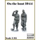 1/35 On the Hunt - WWII German Panzer Crewmen (2 figures)