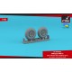 1/48 MiG-3 Main Wheels with Weighted Tyres (dirt surface road type tread)