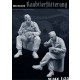 1/35 Raubtierfutterung - Panzer Crew Eating Rations (2 figures)