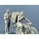 1/35 British Dispatch Rider Taking Carrier Pigeons To The Front Line