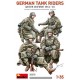 1/35 German Tank Riders, Winter Uniform 1944-45 (4 figures)